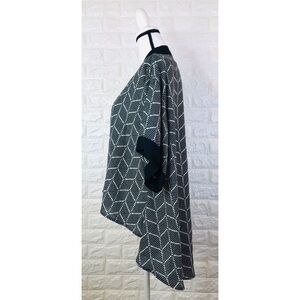 Romeo & Juliet Couture Black White Kimono Open Cardigan Top